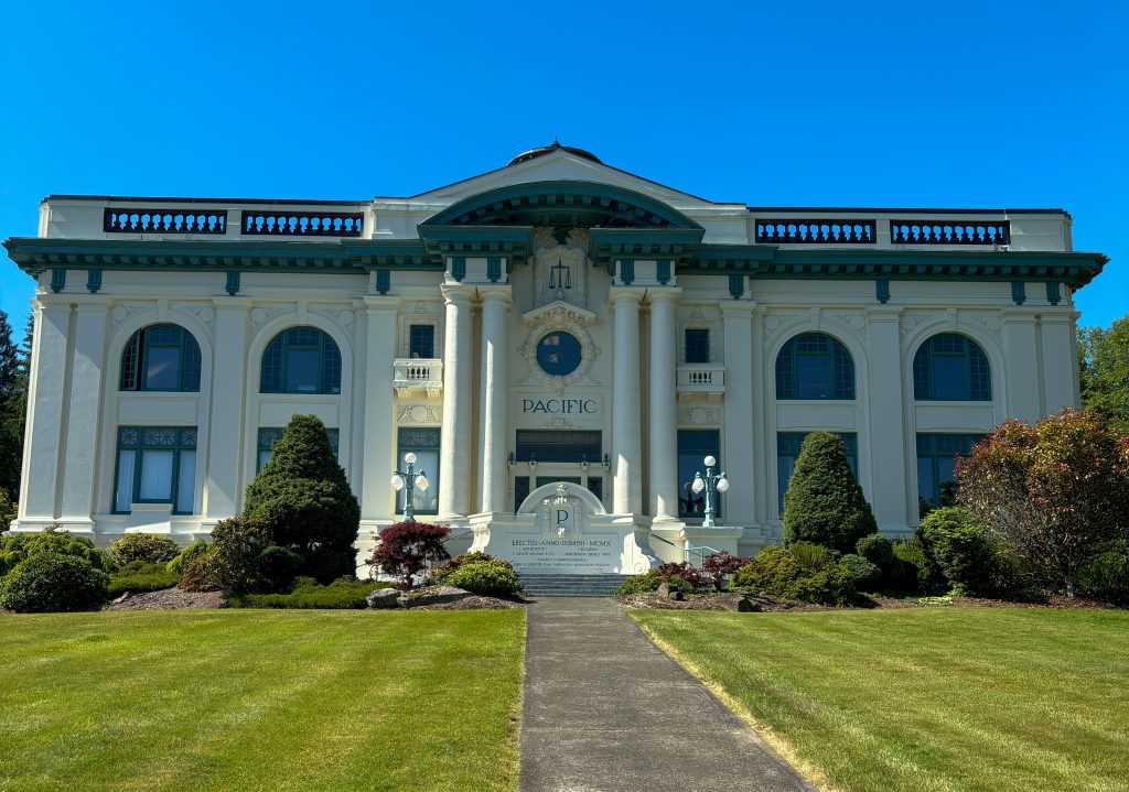 Lighthouses & Historic Sites