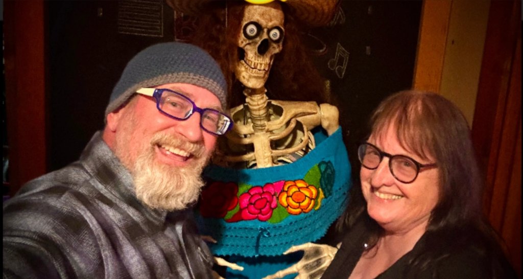 Live Music: Chris & Barb at Ilwaco Cider Co