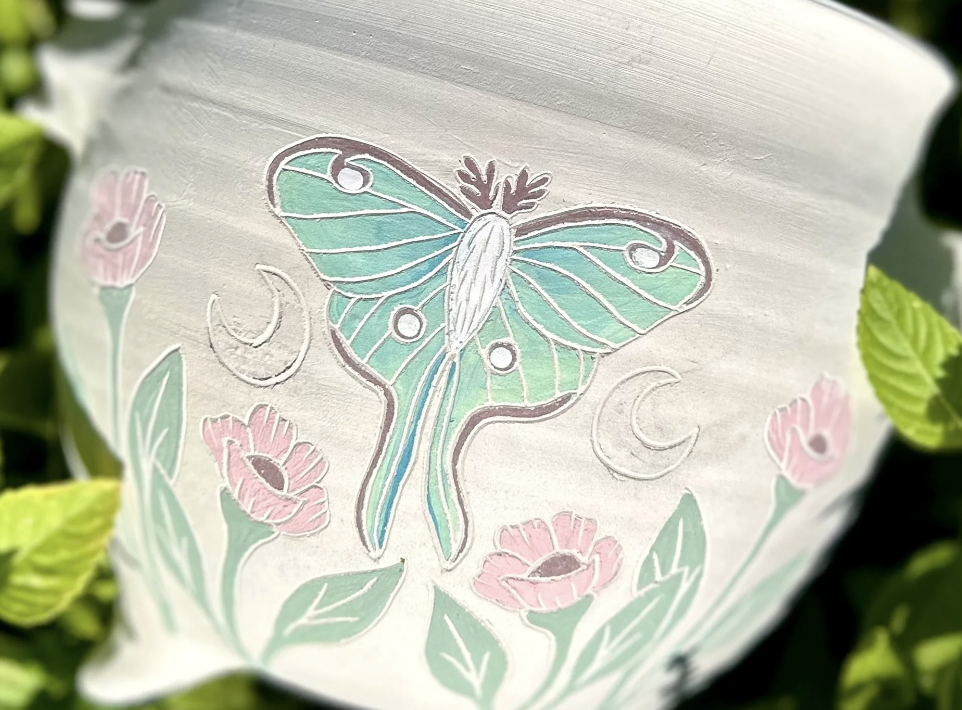 The Art of Sgraffito: Paint & Carve Your Own Design w/Madalynn Massey