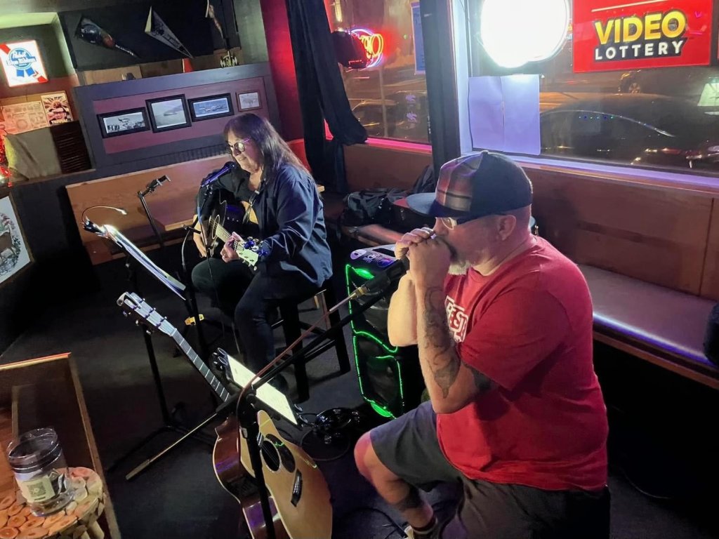 Live Music: Barb & Chris (Country Rock Classic Duo)