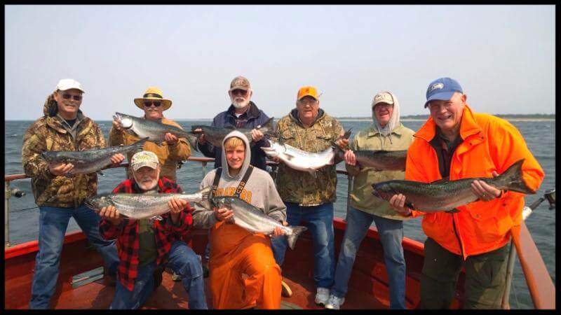 Book 2026 Ilwaco Fishing Charters | Salmon, Tuna, Halibut & More