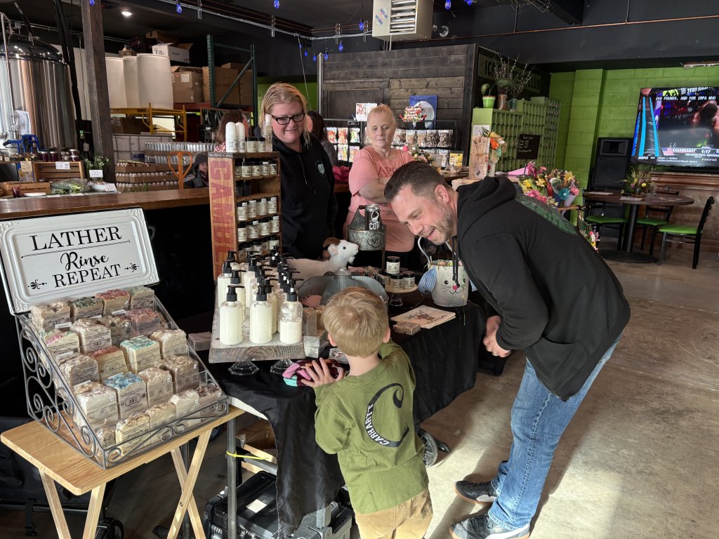 Spring Night Markets at Ilwaco Cider Co