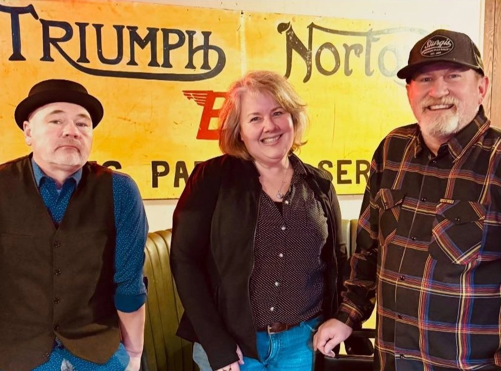 Live Music at Ilwaco Cider Co - The Villainous Things (Rock/Country/Pop)