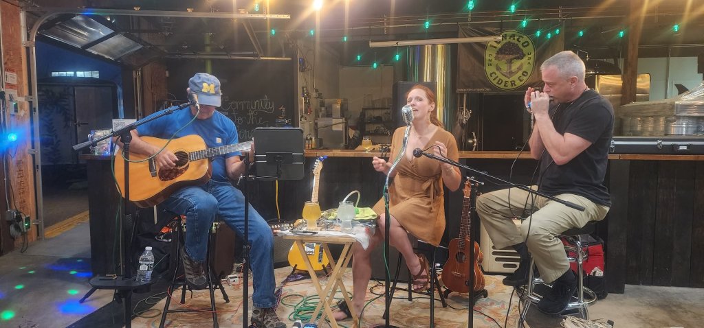 Live Swing/Country Blues at Ilwaco Cider Co - The Red Bean Trio