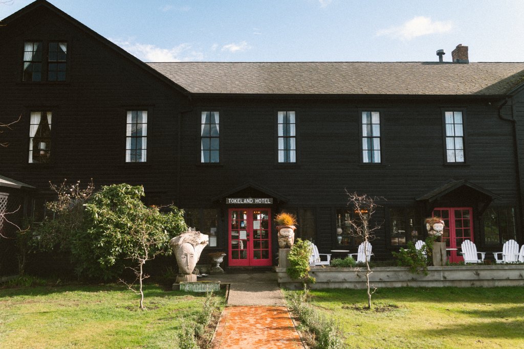Tokeland Hotel