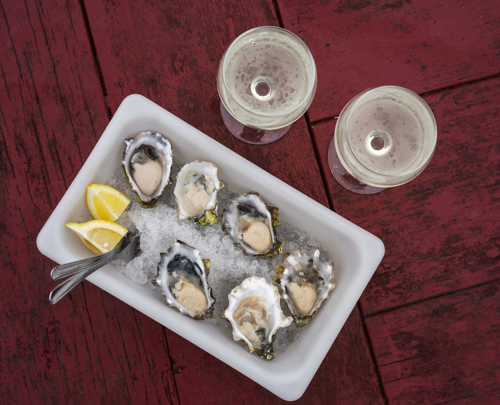 Meet the Makers on Washington’s Evergreen Coast | Oysters, Cranberries & Coastal Culture